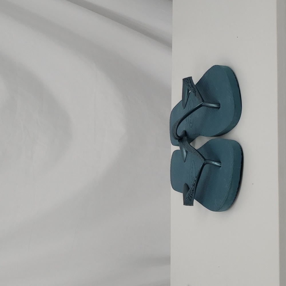 Havaianas Green Teal Flip Flop Size 7/8